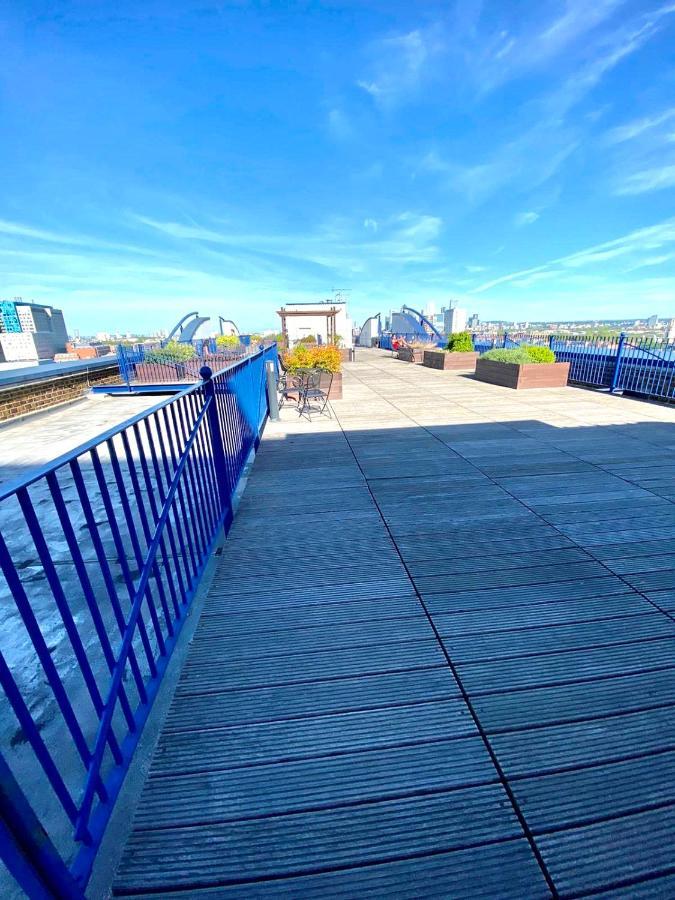 Central London 2 Bedrooms, Seperate Recption, Full Kitchen, Free Parking Exterior foto